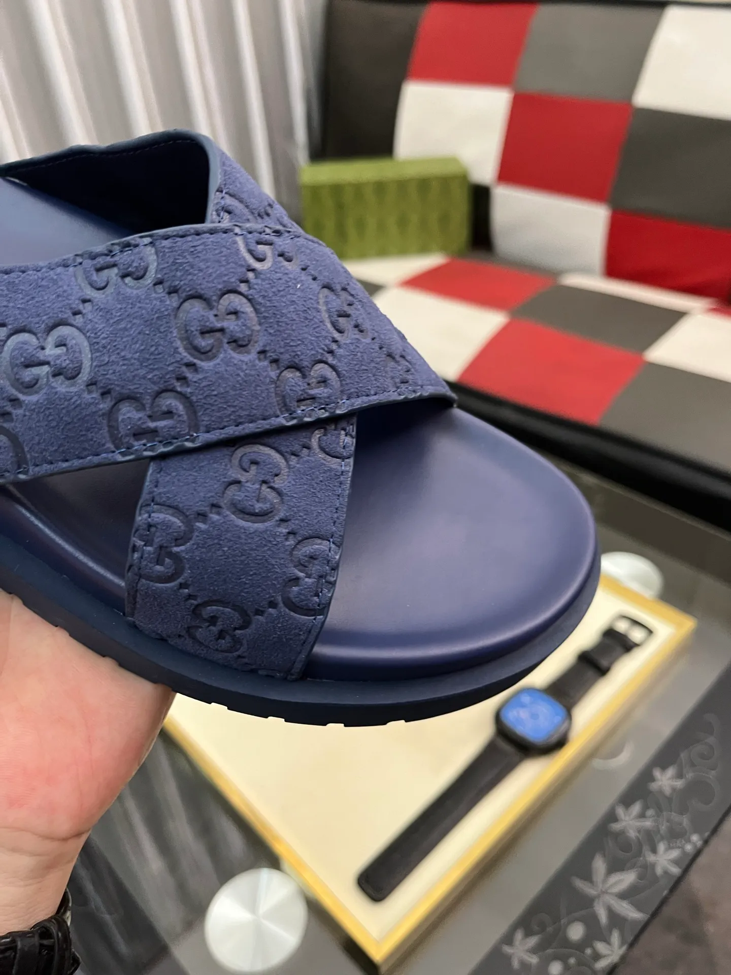 Men's shoes 💰320⌚️⌚️ (gucci-Gucci) New men's slippers, high-end boutique, made of cowhide, with exquisite embossed logo decoration on the upper, fine workmanship, super soft soles, casual, loose and comfortable, a must-have in summer! \nsize：38-44